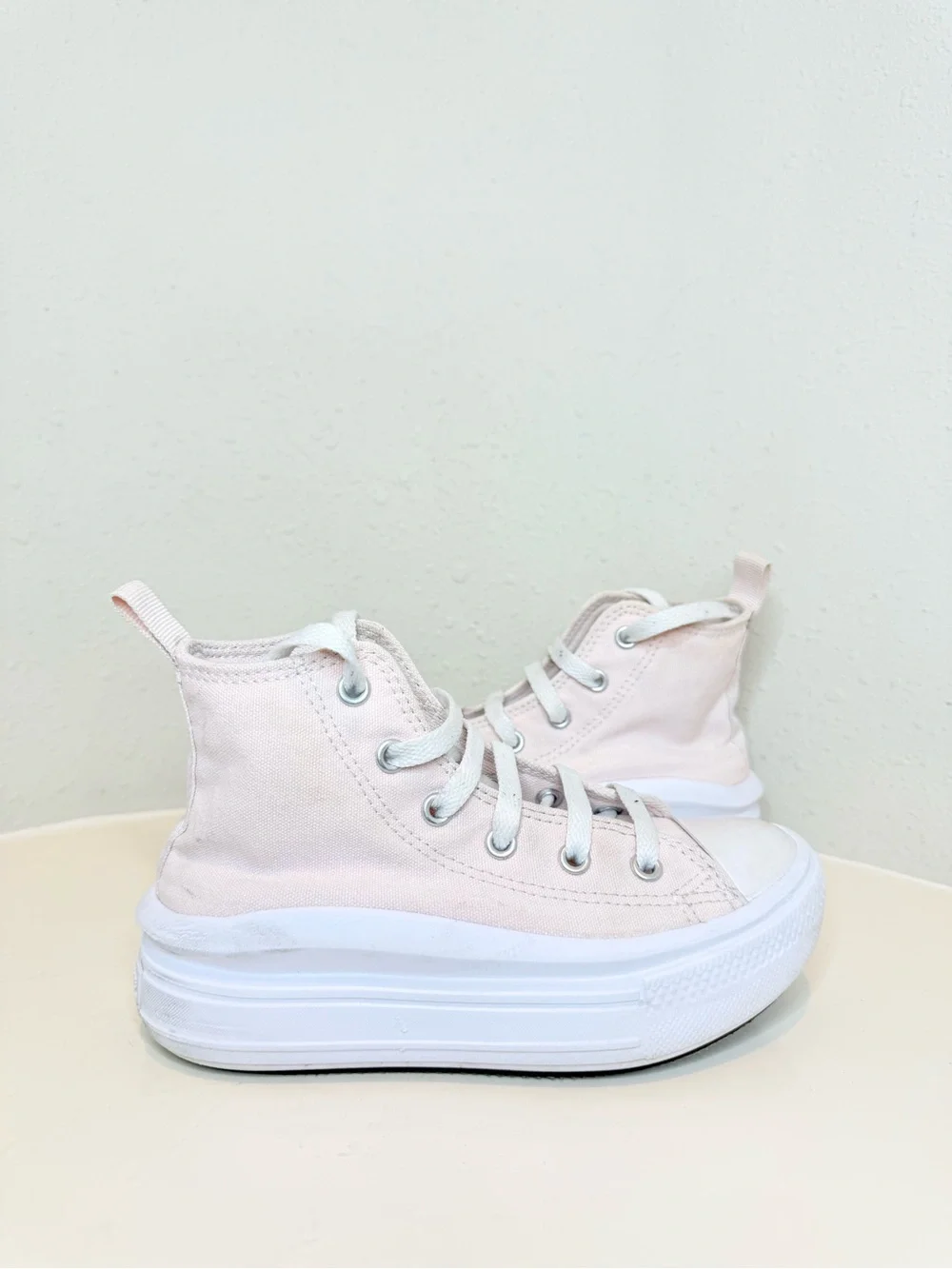 Converse Kids Unisex High Top Light Pink Platform Sneakers Size 13